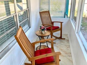 1218 N 24th Ave, Hollywood FL 33020