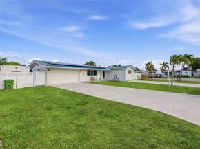 1101 NW 86th Ter, Pembroke Pines FL 33024