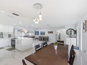 1101 NW 86th Ter, Pembroke Pines FL 33024