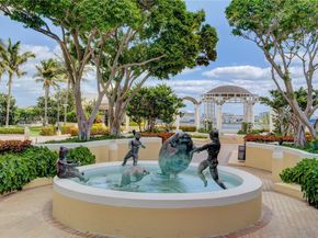 848 Brickell Key Dr 2502, Miami FL 33131