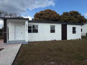 3515 NW 213th St, Miami Gardens FL 33056