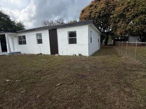 3515 NW 213th St, Miami Gardens FL 33056
