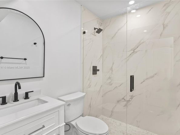 15920 NW 17th Ct, Miami Gardens FL 33054