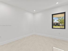 15920 NW 17th Ct, Miami Gardens FL 33054