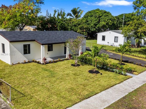 15920 NW 17th Ct, Miami Gardens FL 33054