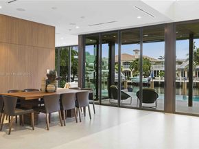 1537 SE 13th St, Fort Lauderdale FL 33316