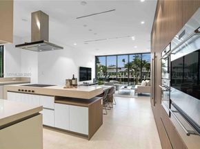 1537 SE 13th St, Fort Lauderdale FL 33316