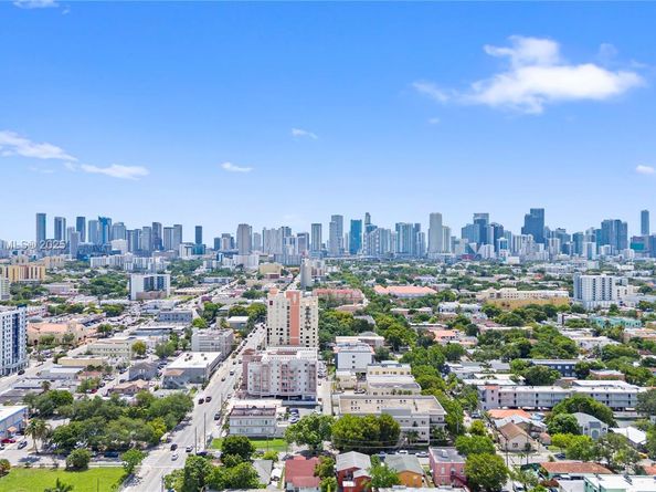 1619 SW 2nd St, Miami FL 33135