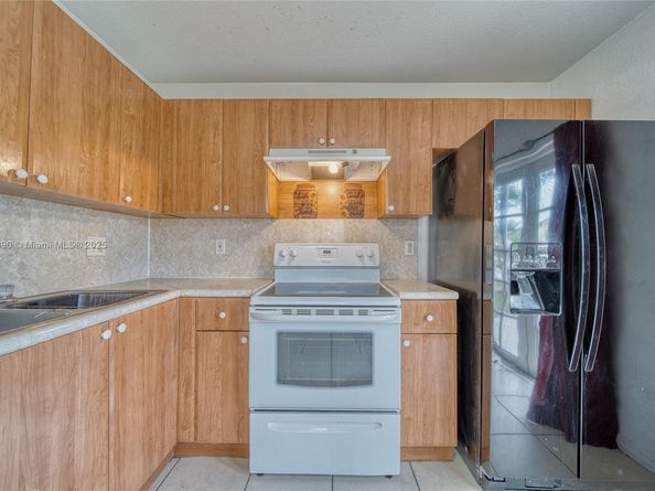 13527 SW 264th Ter, Homestead FL 33032