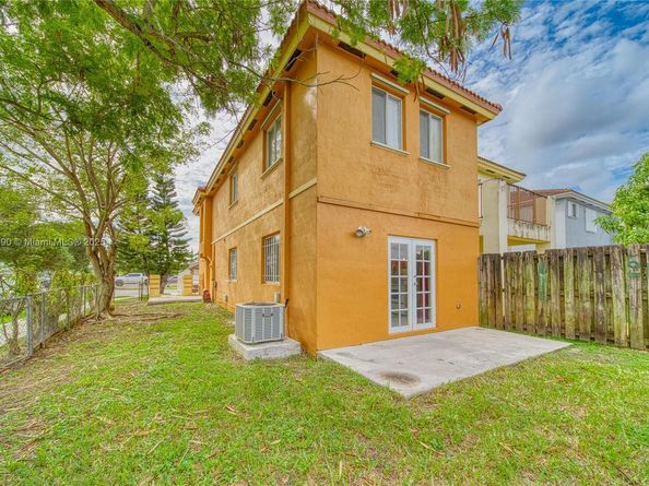 13527 SW 264th Ter, Homestead FL 33032