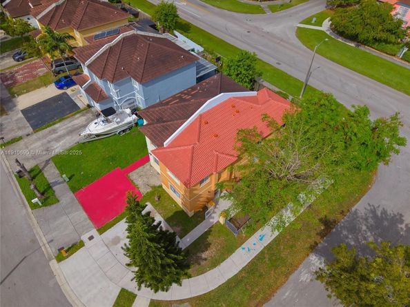 13527 SW 264th Ter, Homestead FL 33032