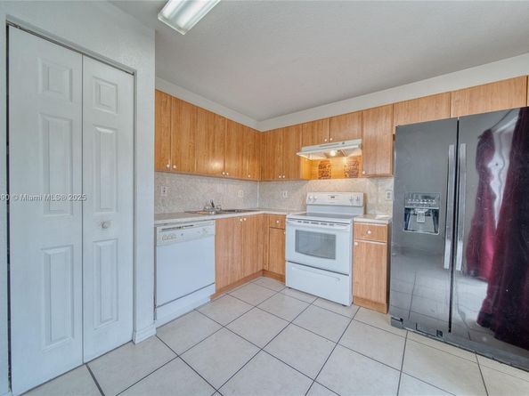 13527 SW 264th Ter, Homestead FL 33032