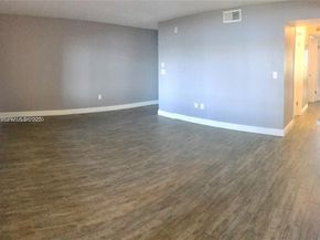 2445 NW 33rd St 1404, Oakland Park FL 33309