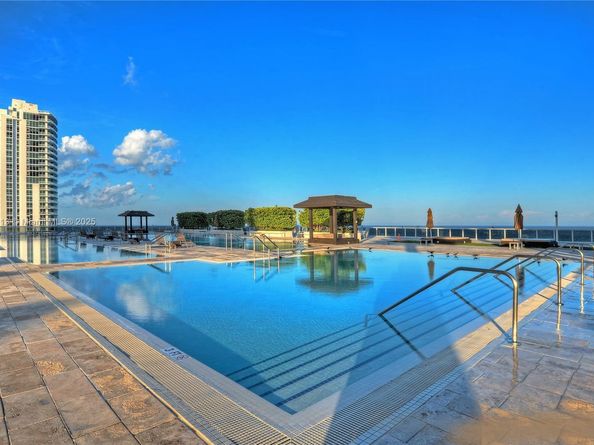 1850 S Ocean Dr 2702, Hallandale Beach FL 33009