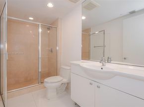 1850 S Ocean Dr 2702, Hallandale Beach FL 33009