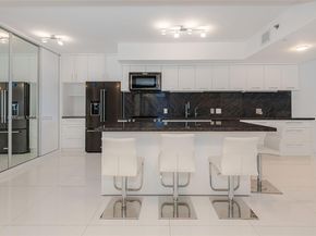 1850 S Ocean Dr 2702, Hallandale Beach FL 33009