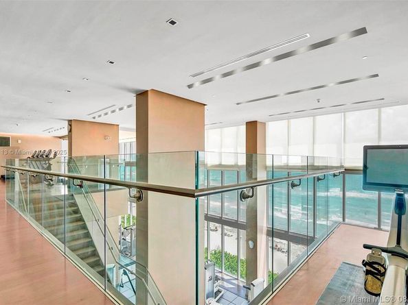 1850 S Ocean Dr 2702, Hallandale Beach FL 33009