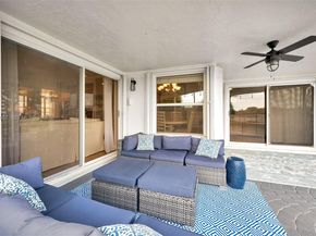 9421 Hollyhock Ct, Davie FL 33328