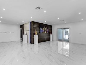 12525 SW 68th Ct, Pinecrest FL 33156