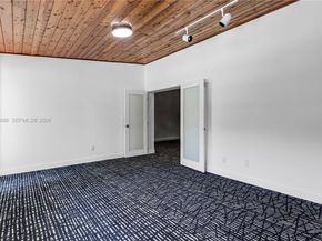12525 SW 68th Ct, Pinecrest FL 33156