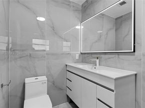 12525 SW 68th Ct, Pinecrest FL 33156