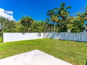 12525 SW 68th Ct, Pinecrest FL 33156