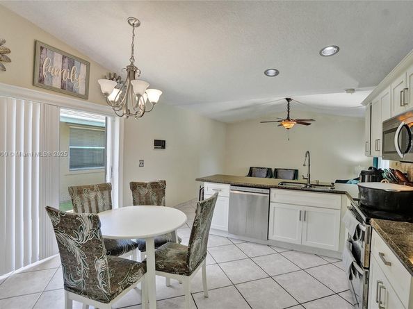 4365 NW 103rd Ter, Sunrise FL 33351