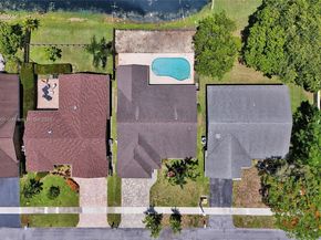 4365 NW 103rd Ter, Sunrise FL 33351