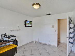 4365 NW 103rd Ter, Sunrise FL 33351