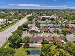 4365 NW 103rd Ter, Sunrise FL 33351