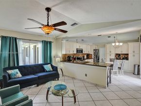 4365 NW 103rd Ter, Sunrise FL 33351