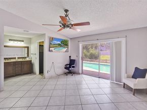 4365 NW 103rd Ter, Sunrise FL 33351