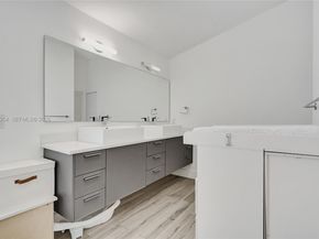 4928 SW 33rd Way, Hollywood FL 33312