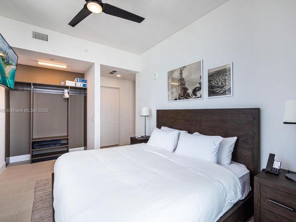 159 NE 6th St 5101, Miami FL 33132