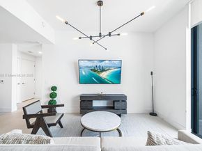 159 NE 6th St 5101, Miami FL 33132