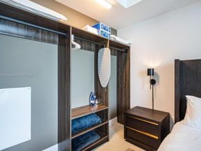 159 NE 6th St 5101, Miami FL 33132
