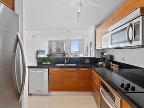 244 Biscayne Blvd 3104, Miami FL 33132