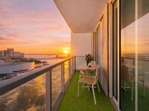 244 Biscayne Blvd 3104, Miami FL 33132