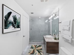 244 Biscayne Blvd 3104, Miami FL 33132