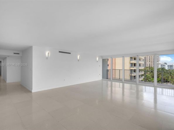 881 Ocean Dr 7H, Key Biscayne FL 33149