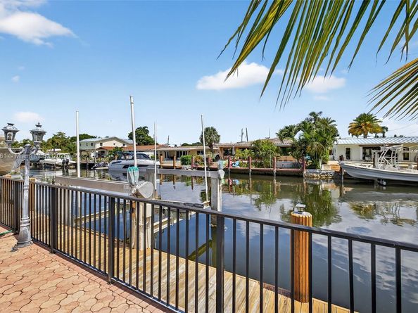 2481 SE 15th St, Pompano Beach FL 33062