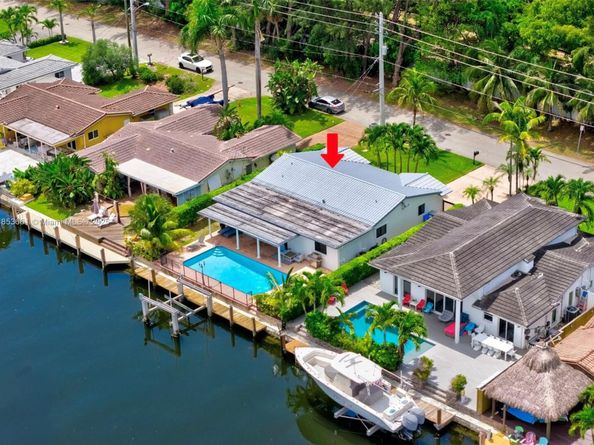 2481 SE 15th St, Pompano Beach FL 33062