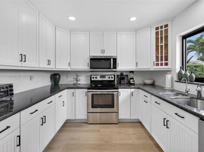 2481 SE 15th St, Pompano Beach FL 33062