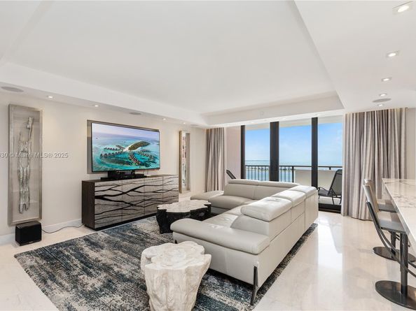 Undisclosed Address #A11869630, Miami FL 33129