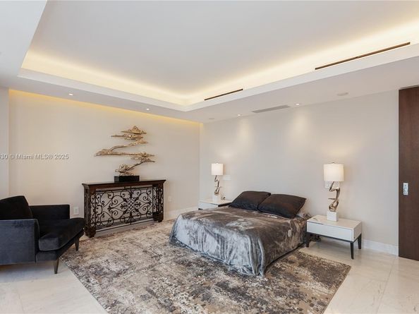 Undisclosed Address #A11869630, Miami FL 33129