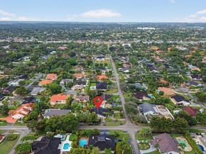 12200 SW 100th St, Miami FL 33186
