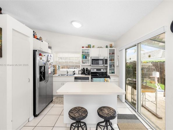 6410 SW 112th Pl, Miami FL 33173