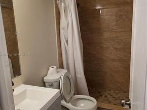 1811 Jefferson St 501, Hollywood FL 33020