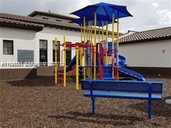 16958 SW 92nd St 16958, Miami FL 33196