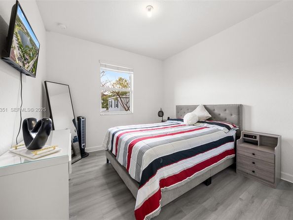 16958 SW 92nd St 16958, Miami FL 33196